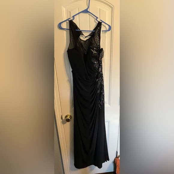 David's Bridal Dresses Nwt Davids Bridal Size 6 Black Embellished